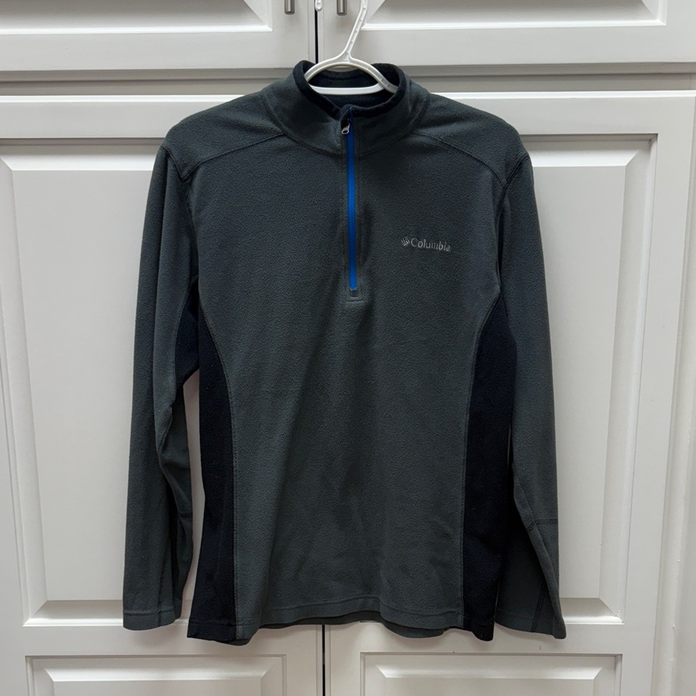 Columbia Charcoal and Black Quarter-Zip Pullover